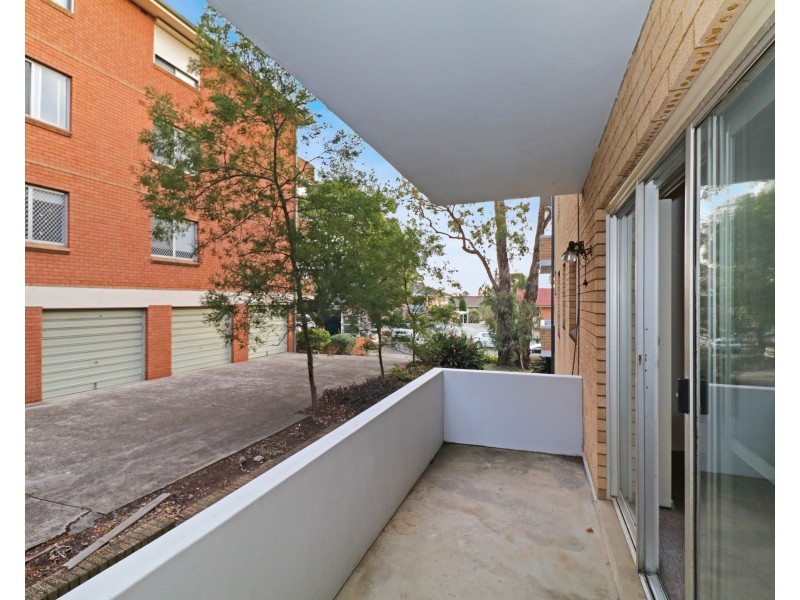 2/50 Jersey Avenue, Mortdale NSW 2223