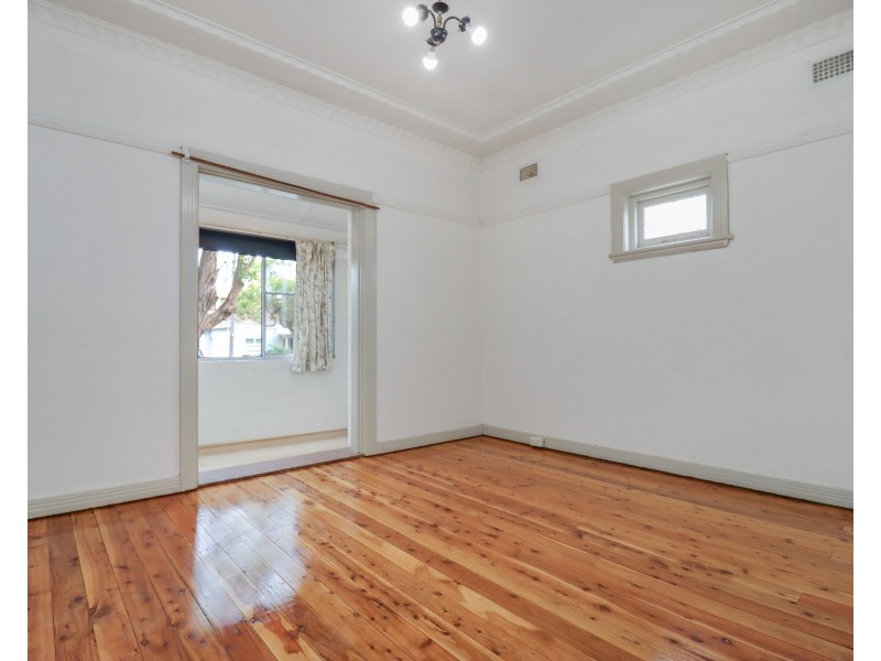 28 Edgbaston Road, Beverly Hills NSW 2209