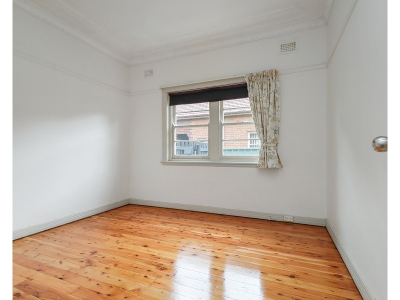 28 Edgbaston Road, Beverly Hills NSW 2209