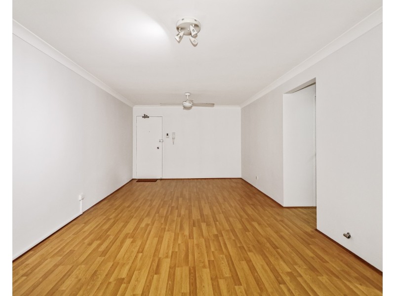 8/13-17 Hampden Street, Beverly Hills NSW 2209