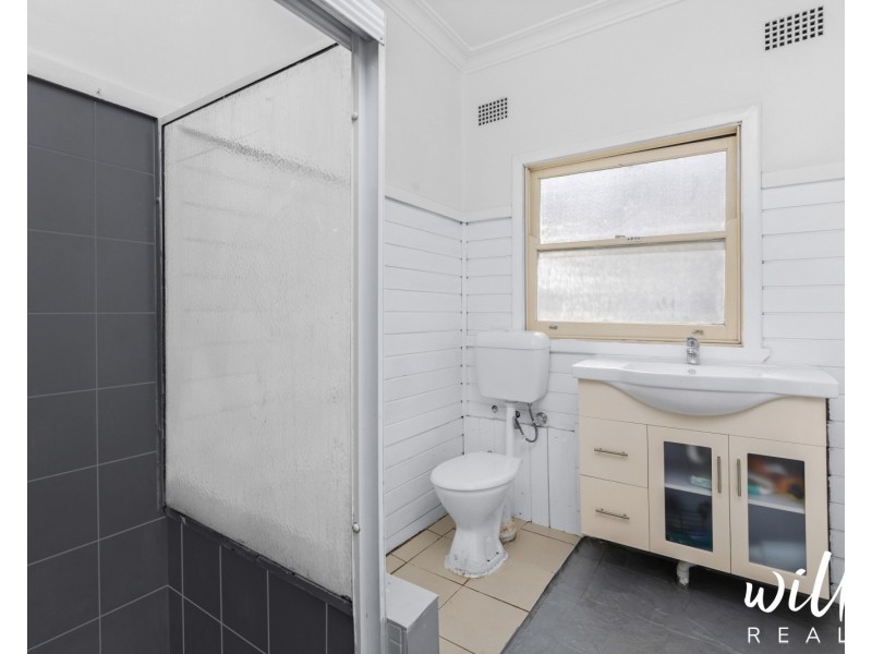 4 Beatrice Street, Bass Hill NSW 2197