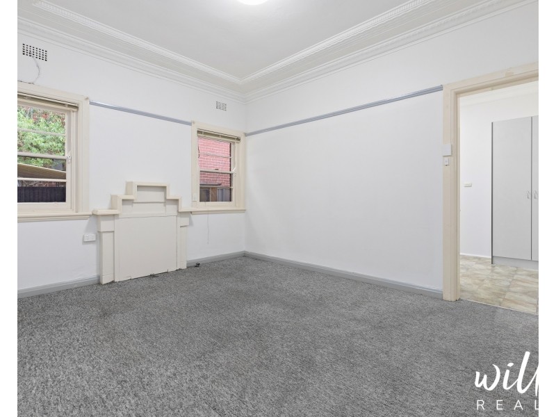 32 Edgbaston Road, Beverly Hills NSW 2209