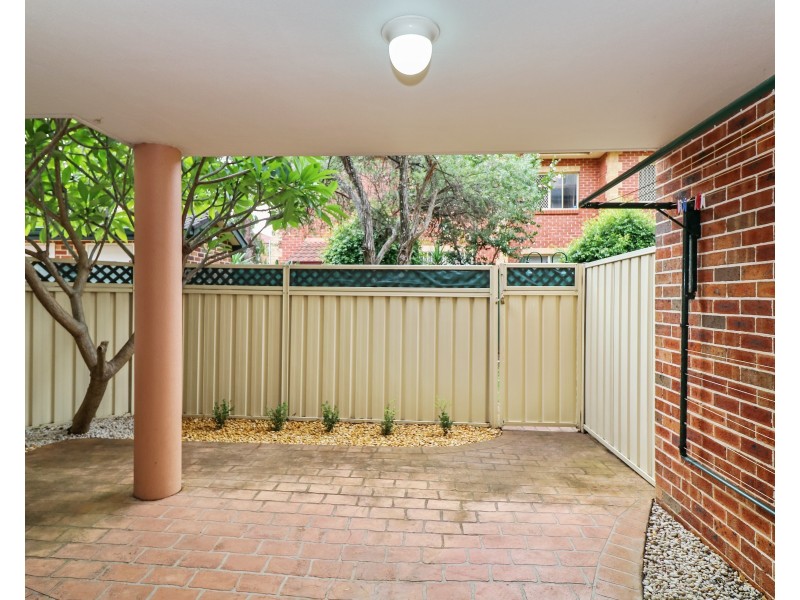 8/13-17 Hampden Street, Beverly Hills NSW 2209