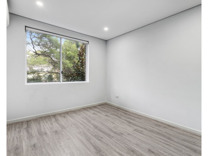 10/51-55 Gover Street, Peakhurst NSW 2210