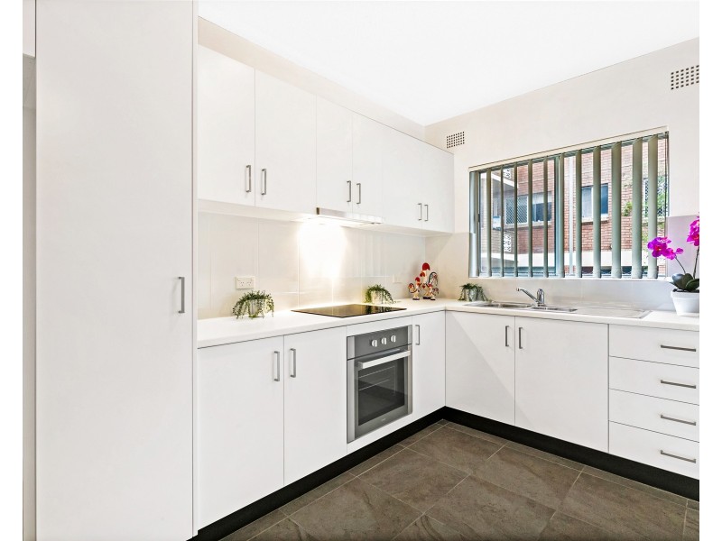 2/50 Jersey Avenue, Mortdale NSW 2223