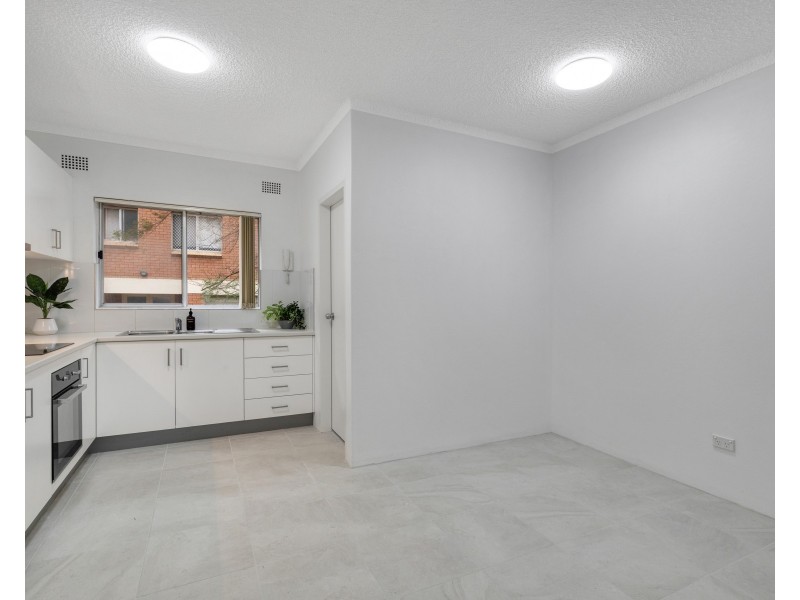 2/50 Jersey Avenue, Mortdale NSW 2223