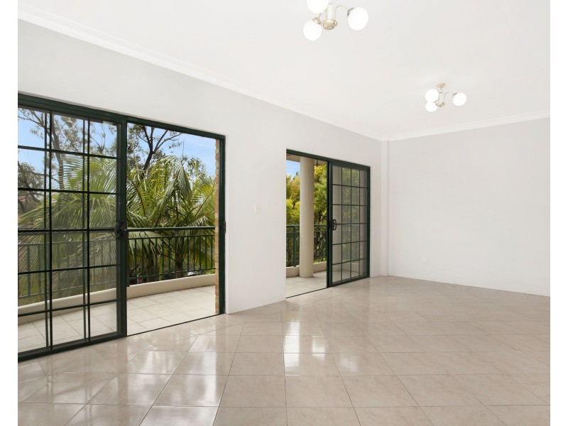 3/43 Carrington Avenue, Hurstville NSW 2220