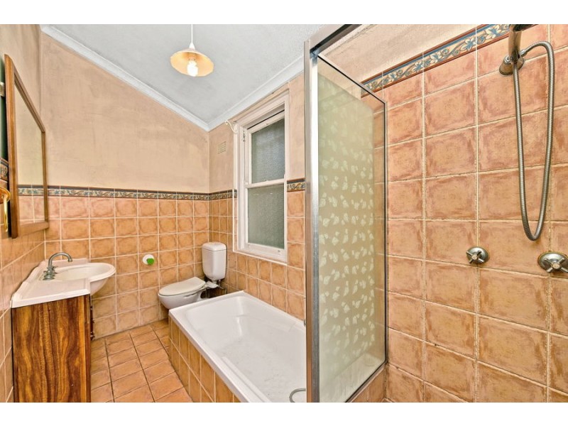 1 Dardanelles Road, Chatswood NSW 2067
