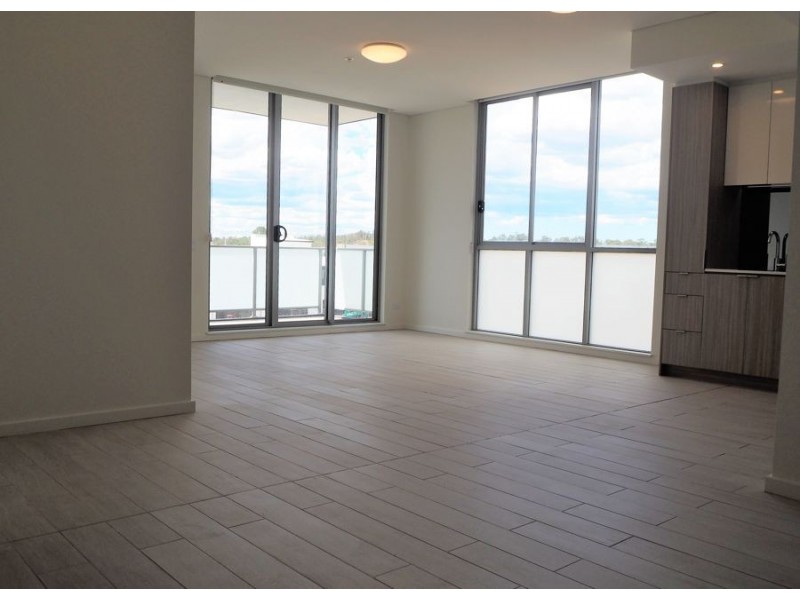 D220 1-39 Lord shefield Circuit, Penrith NSW 2750