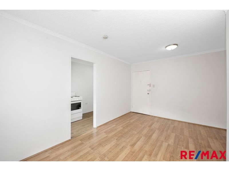 8 / 41 MEADOW CR, Meadowbank NSW 2114