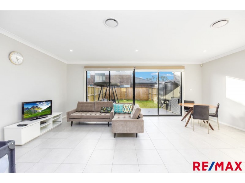 3 HONEYSUCKLE PARADE, Marsden Park NSW 2765