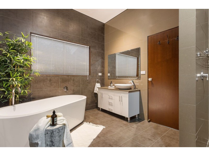 3 Yinnell Place, Castle Hill NSW 2154