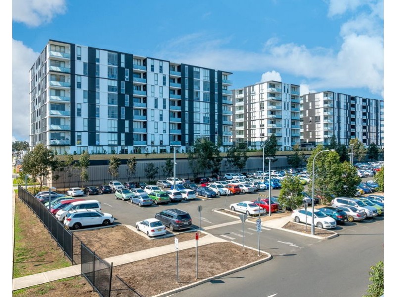 E930/1-39 Lord Sheffield Circuit, Penrith NSW 2750