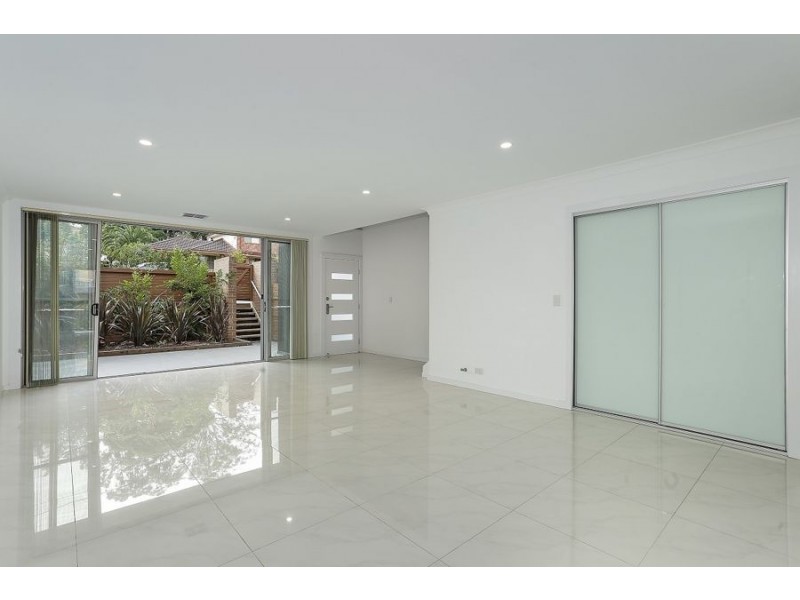 1 / 3-5 Fulbourne Ave, Pennant Hills NSW 2120