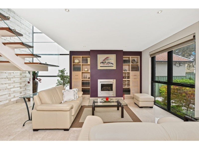 4 ALLEN ST, Canterbury NSW 2193