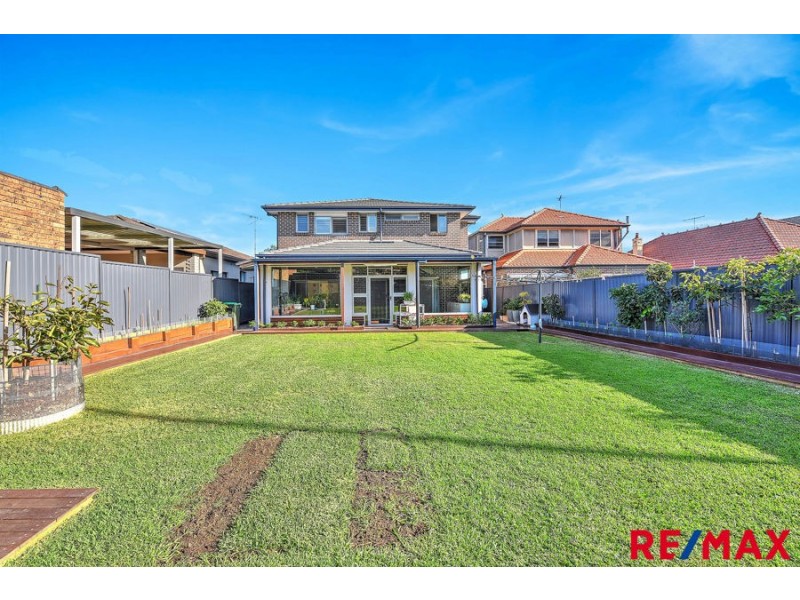 19 La Mascotte  Ave, Concord NSW 2137
