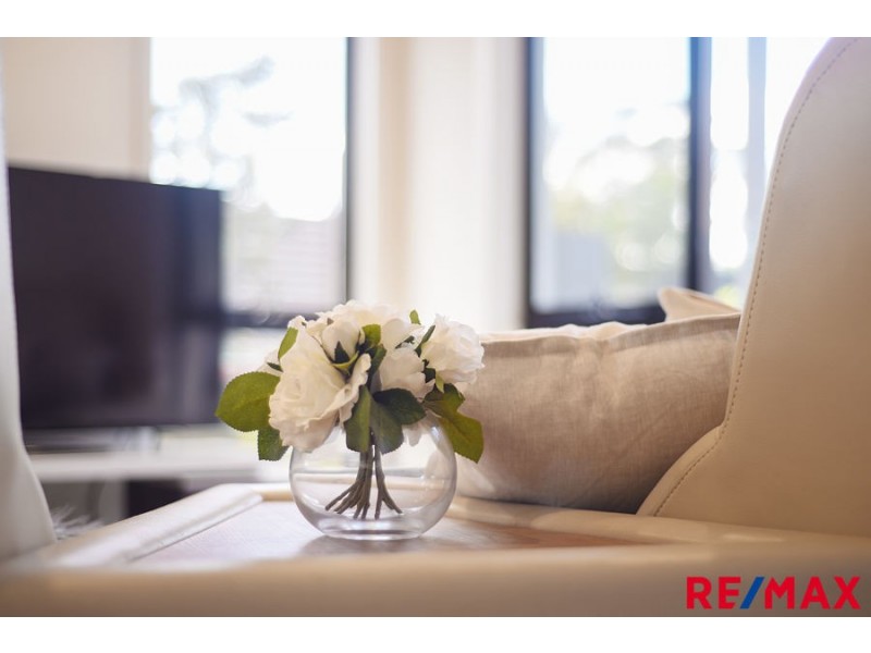 2 HUNTINGDALE GLADE, Blacktown NSW 2148