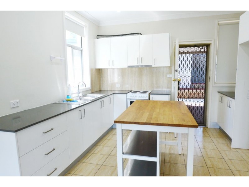 10 Vera Street, Seven Hills NSW 2147