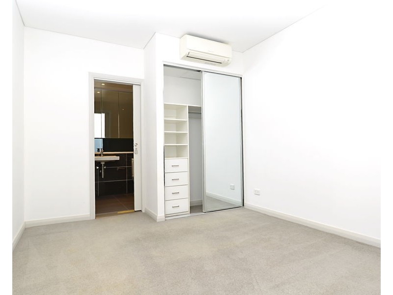 605/10 Burroway Road, Wentworth Point NSW 2127