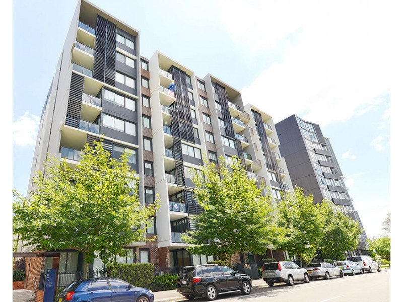 601/81B Lord sheffield circuit, Penrith NSW 2750