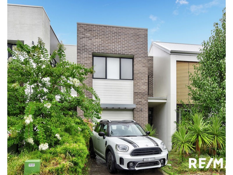 11 HUNTINGDALE GRADE, Blacktown NSW 2148