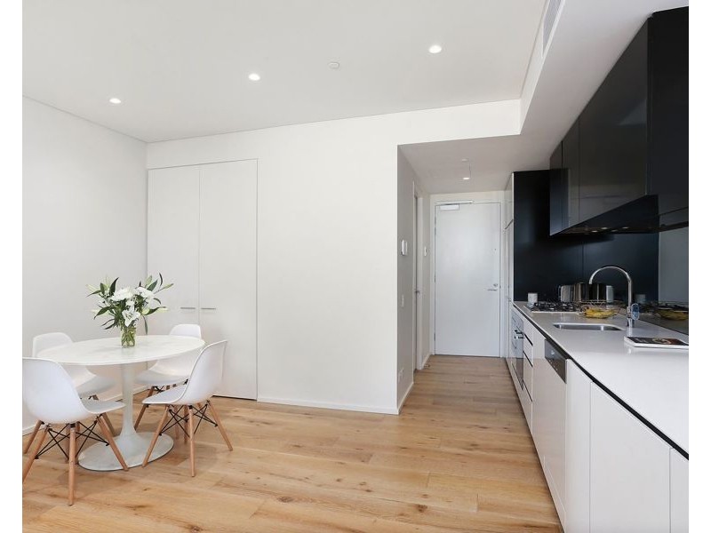 2006 /241 Oxford Street, Bondi Junction NSW 2022