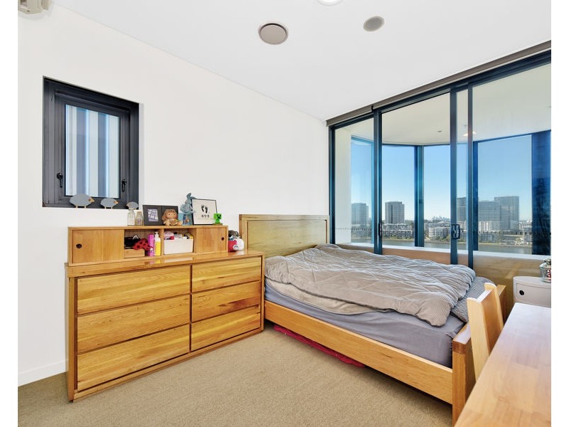 1008 / 17 Wentworth Place, Wentworth Point NSW 2127
