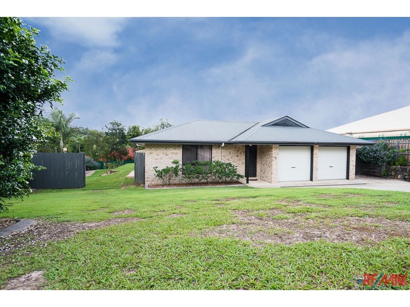 5 Dalzell Ct, Burnside QLD 4560