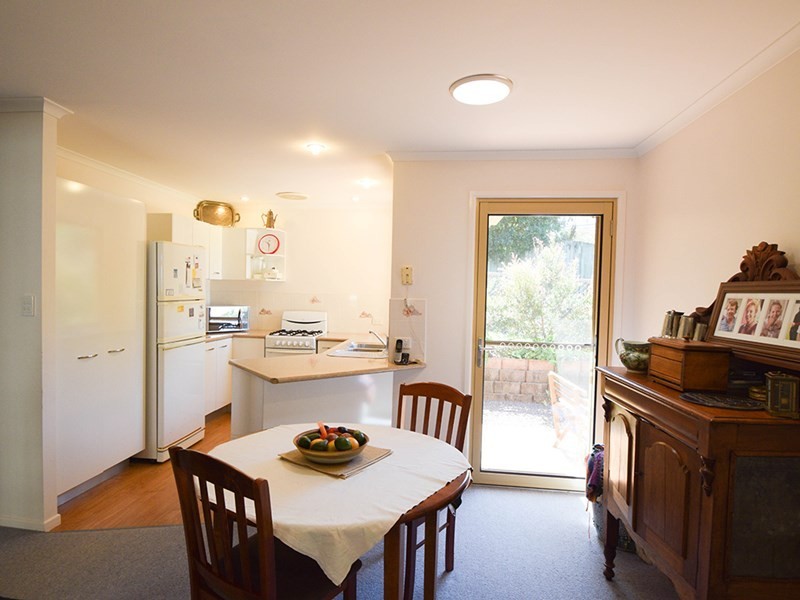 12 Birdwood St, Burnside QLD 4560