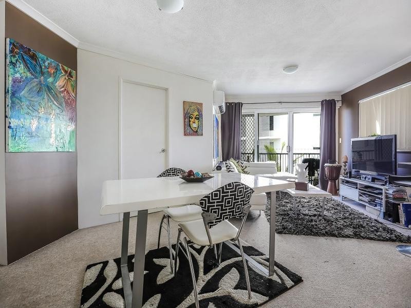 12/11 Foote St, Mooloolaba QLD 4557