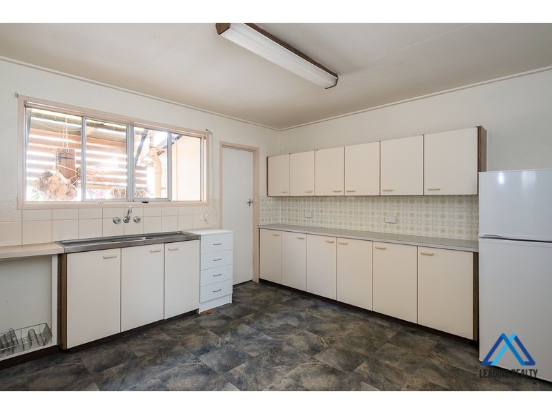 9 Warre St, Maroochydore QLD 4558