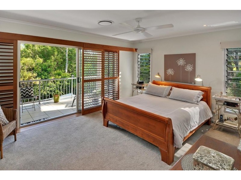 2/2-4 Tranquil Pl, Alexandra Headland QLD 4572