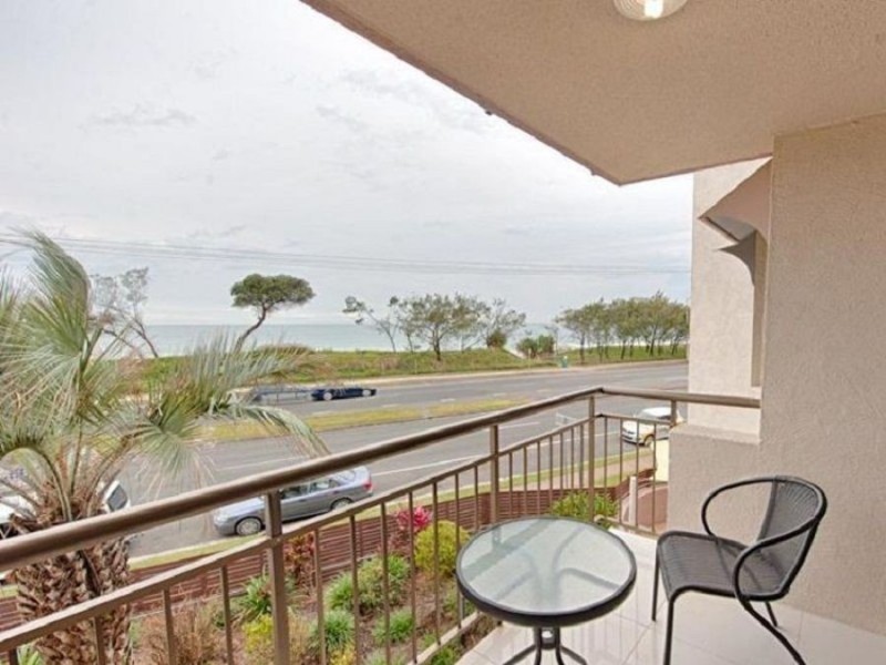 22/2 Maroubra Street, Maroochydore QLD 4558