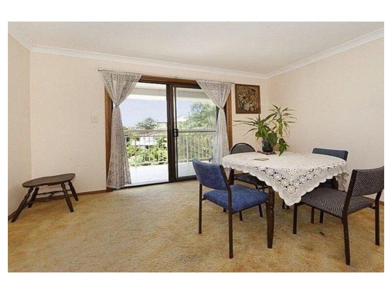 7 Yakola Parade, Alexandra Headland QLD 4572