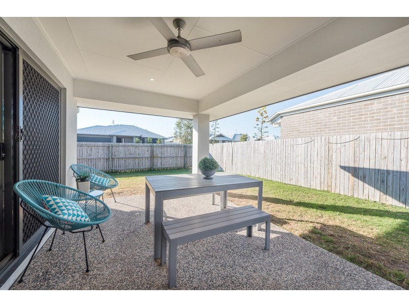 1 Lapis Street, Caloundra West QLD 4551