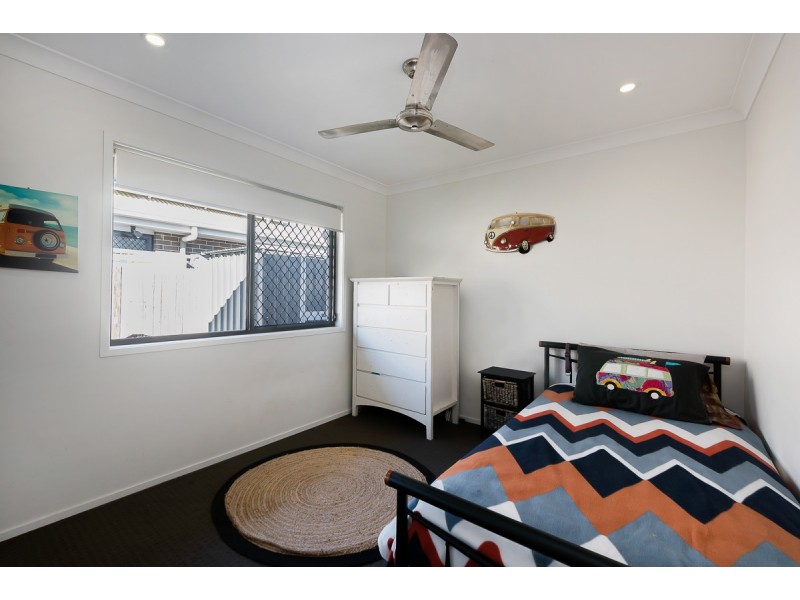 1 Lapis Street, Caloundra West QLD 4551