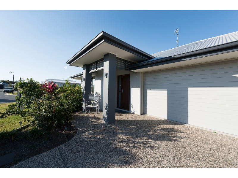 1 Lapis Street, Caloundra West QLD 4551