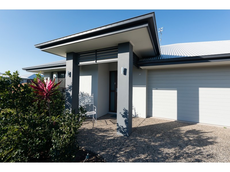 1 Lapis Street, Caloundra West QLD 4551