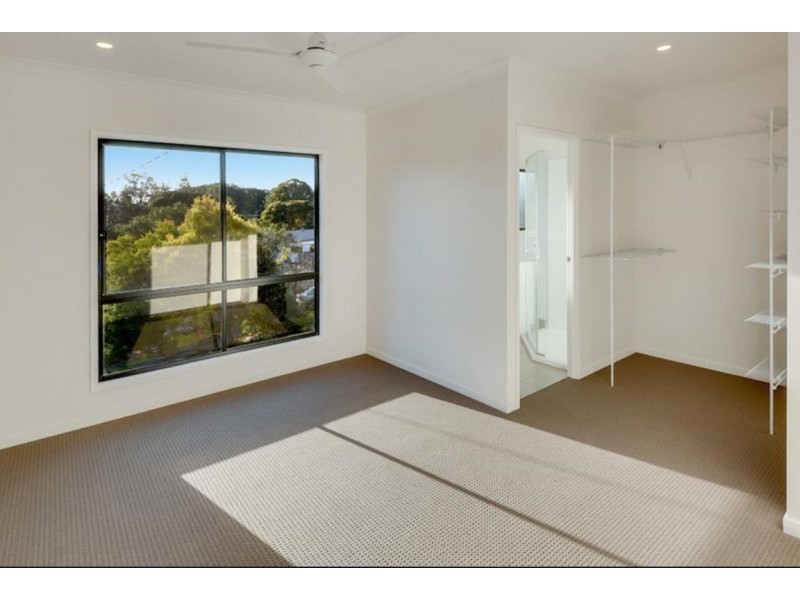 5 Jane Ct, Nambour QLD 4560