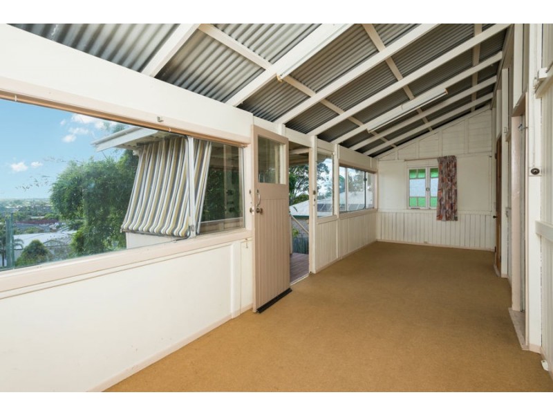 9 Warre Street, Maroochydore QLD 4558