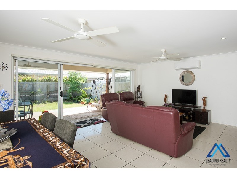 8 Capri St, Caloundra West QLD 4551