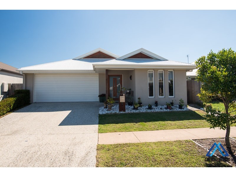 8 Capri St, Caloundra West QLD 4551