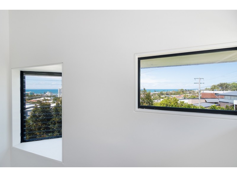 2 Kawana Street, Alexandra Headland QLD 4572