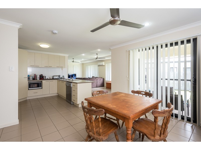 13 Tuckeroo Dr, Meridan Plains QLD 4551