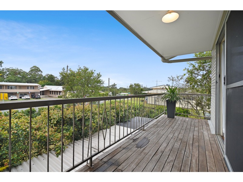 73 Peachester Rd, Beerwah QLD 4519