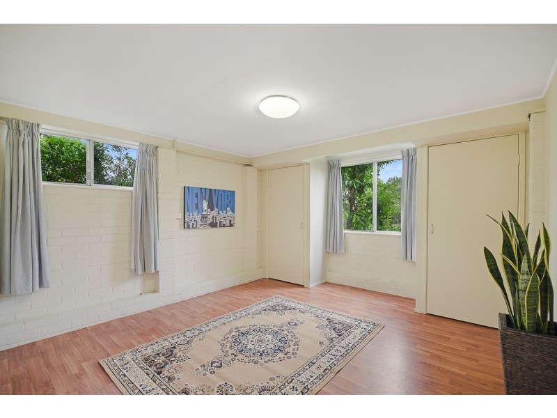 73 Peachester Rd, Beerwah QLD 4519