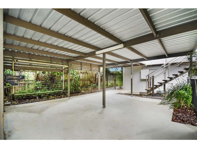 73 Peachester Rd, Beerwah QLD 4519