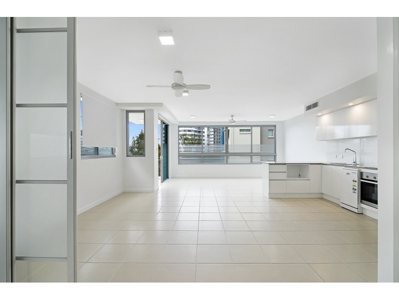 205/21 Douglas Street, Mooloolaba QLD 4557