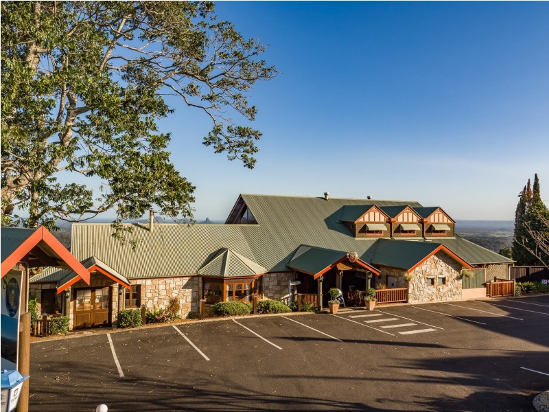 401 Mountain View Rd, Maleny QLD 4552