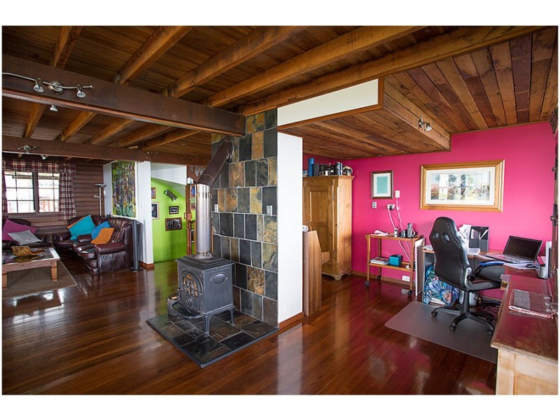 401 Mountain View Rd, Maleny QLD 4552